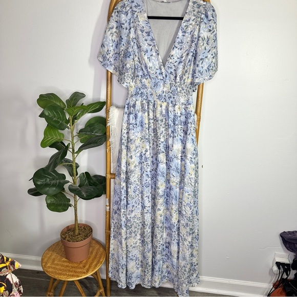 Baltic Born Verona Smocked Maxi Dress White and Blue Floral sz M - Picture 5 of 11